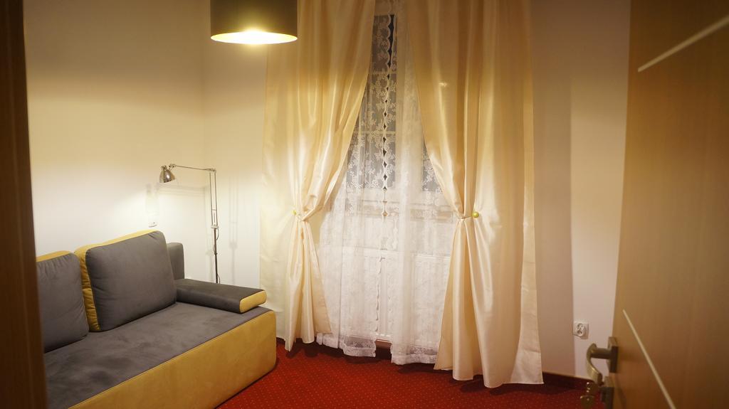 Dom Przy Basenie Villa Пуцк Екстериор снимка