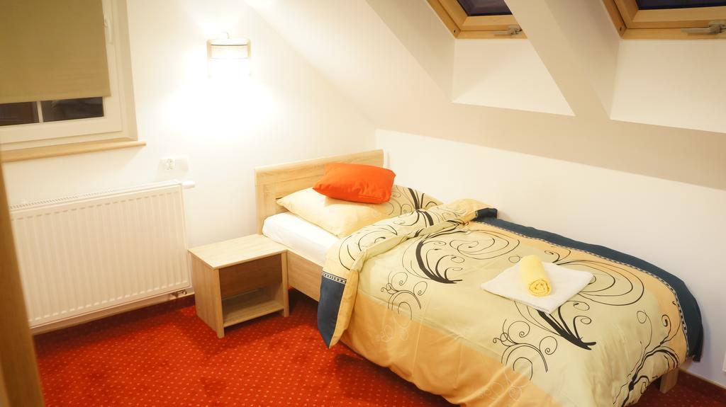 Dom Przy Basenie Villa Пуцк Екстериор снимка
