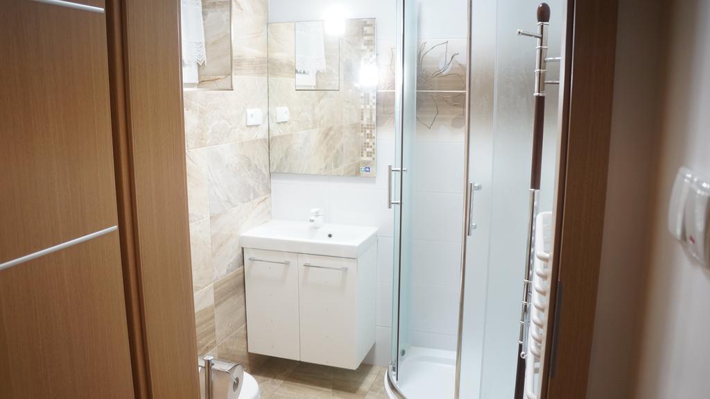 Dom Przy Basenie Villa Пуцк Екстериор снимка